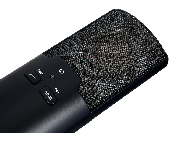 Aim Audio Essence, ritilä edestä, kuva 4