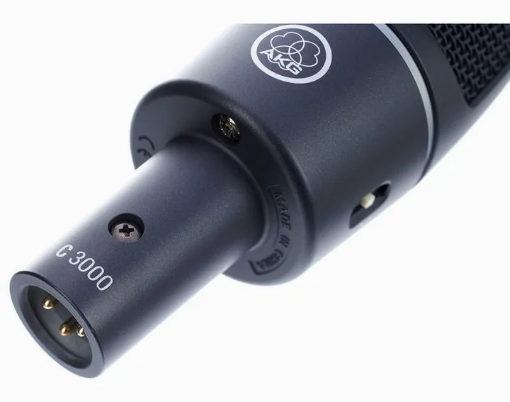 AKG C3000 Bundle, XLR-liitin pohjassa, kuva 4