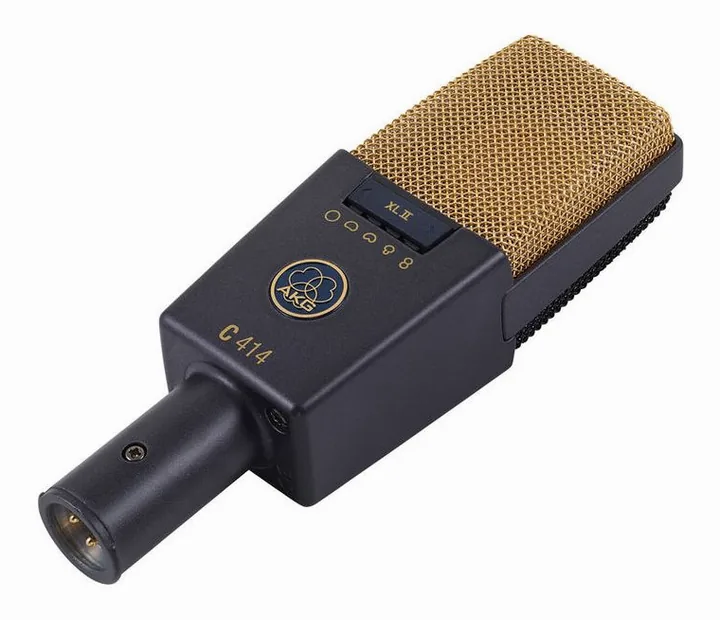 AKG C414 XLII, logo ja pinta, kuva 4