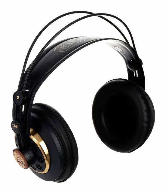 AKG K-240 Studio, kuulokkeen kuppi läheltä, kuva 2