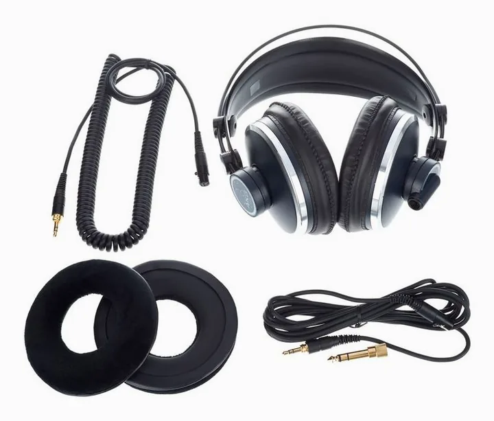 AKG K-271 MKII, kokoontaitettuna, kuva 4