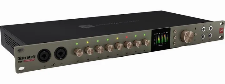 Antelope Discrete 8 Oryx Synergy Core, liitännät takana, kuva 3