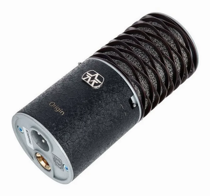 Aston Microphones Origin Black Bundle, mikrofonin kori läheltä, kuva 4