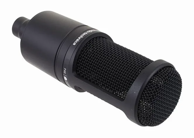 Audio-Technica AT2020, pidike ja kiinnitys, kuva 4