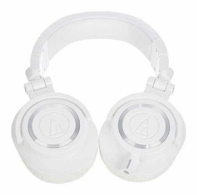 Audio-Technica ATH-M50XWH, korvatyynyt läheltä, kuva 4