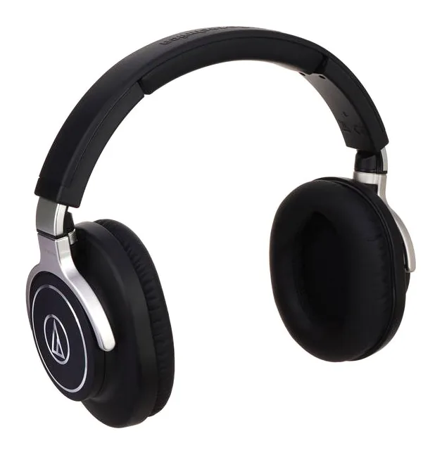 Audio-Technica ATH-M70X, kokoontaitettuna, kuva 2