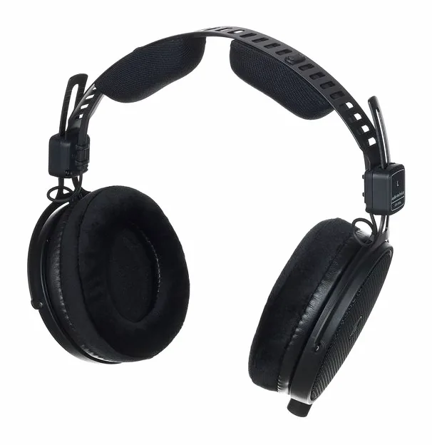 Audio-Technica ATH-R50x, johdon liitäntä kupissa, kuva 2