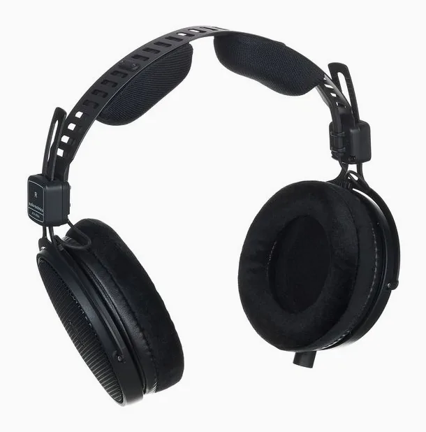 Audio-Technica ATH-R50x, korvatyynyt läheltä, kuva 3