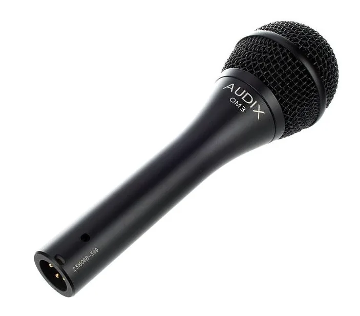 Audix OM3 neutraalia taustaa vasten