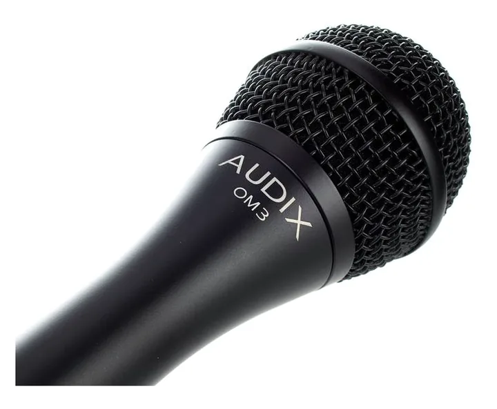 Audix OM3, XLR-liitin pohjassa, kuva 3