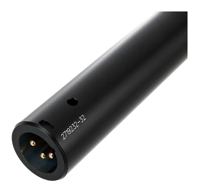 Audix OM7 Bundle, XLR-liitin pohjassa, kuva 4
