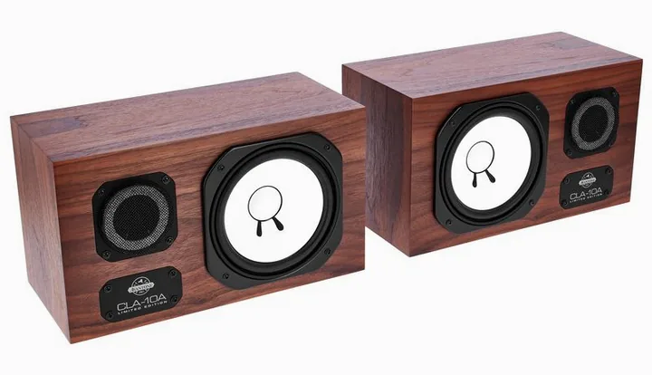 Avantone CLA-10A Limited Edition, kotelo sivusta kuvattuna, kuva 3