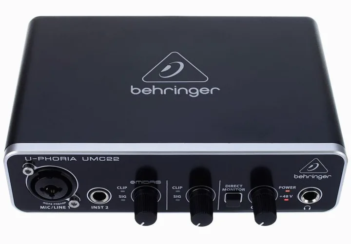 Behringer U-Phoria UMC22, laitteen yläpinta, kuva 2