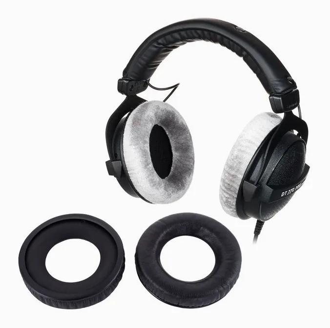 beyerdynamic DT-770 Pro Softskin Set edestä neutraalia taustaa vasten