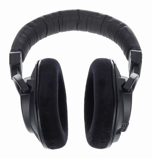 beyerdynamic DT-250/80, korvatyynyt läheltä, kuva 4