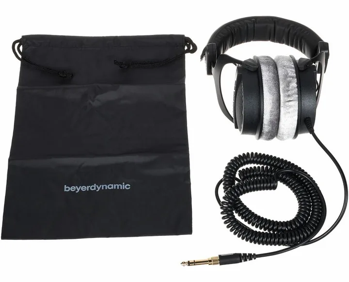 beyerdynamic DT-990 Pro 250 Ohm, kokoontaitettuna, kuva 3