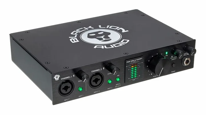 Black Lion Audio Revolution 2x2, tulot etupuolella, kuva 3