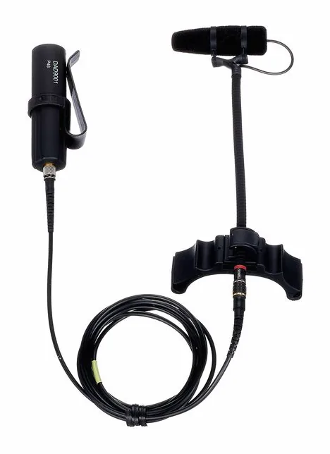 DPA 4099-DP-1-201-C, XLR-liitin pohjassa, kuva 2