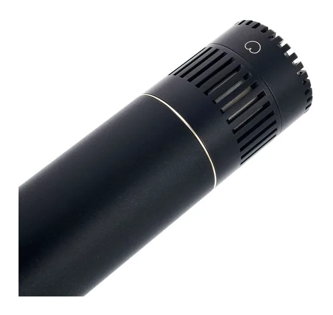 DPA ST4011A, XLR-liitin pohjassa, kuva 4