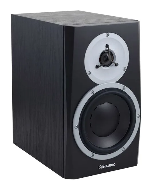 Dynaudio BM5 MKIII, logo ja pinta, kuva 3