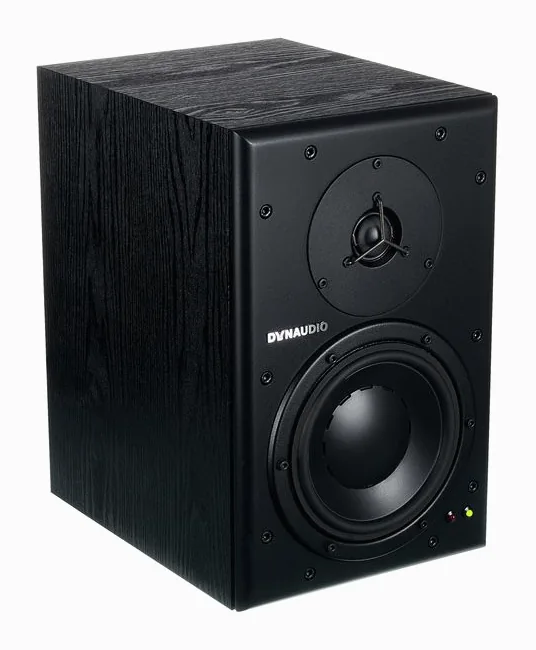 Dynaudio BM6A Classic, logo ja pinta, kuva 3
