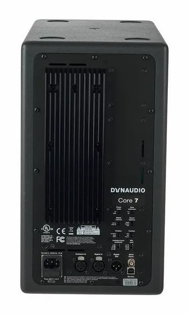 Dynaudio Core 7, kotelo sivusta kuvattuna, kuva 4