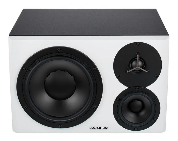 Dynaudio LYD-48 White Right, logo ja pinta, kuva 2