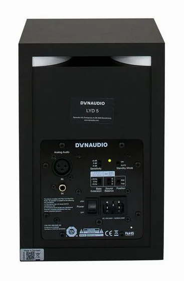 Dynaudio LYD-5, logo ja pinta, kuva 4