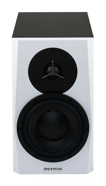 Dynaudio LYD-7, takapaneelin säätimet, kuva 2