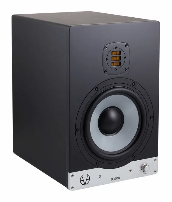 EVE Audio SC208, bassorefleksiaukko, kuva 3