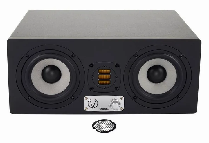 EVE Audio SC305, bassorefleksiaukko, kuva 3