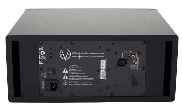 EVE Audio SC305, takapaneelin säätimet, kuva 4