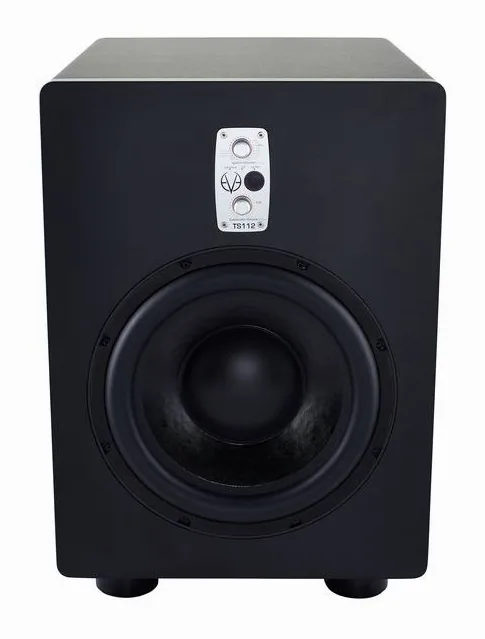 EVE Audio TS112, bassorefleksiaukko, kuva 2