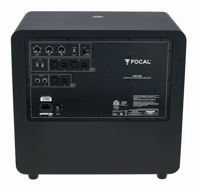 Focal Sub One, etupaneeli bassoelementteineen, kuva 4