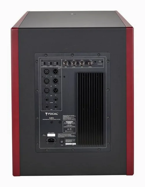 Focal Sub12, bassorefleksiaukko, kuva 4
