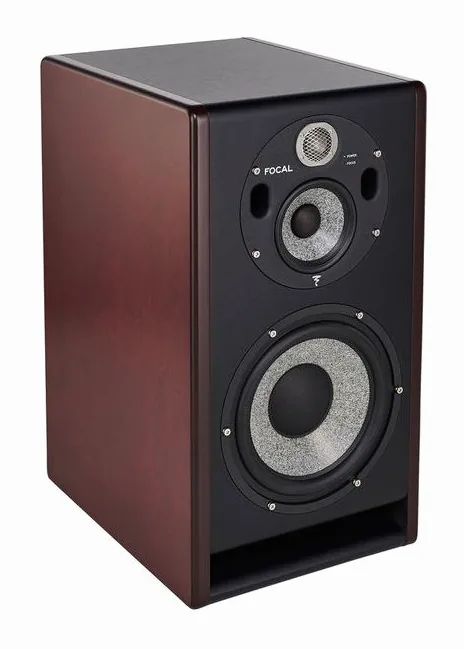 Focal Trio11 Be Red Burr Ash, takapaneeli liitäntöineen, kuva 3