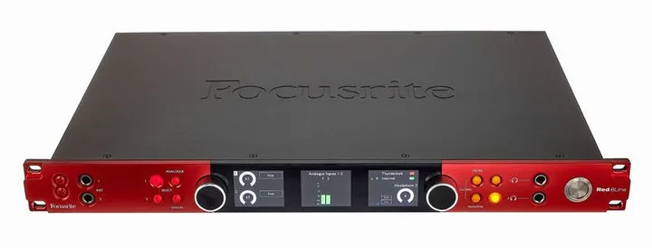 Focusrite Red 8 Line, tulot etupuolella, kuva 2