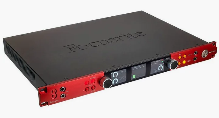 Focusrite Red 8 Line, kotelo sivusta kuvattuna, kuva 3