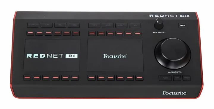 Focusrite RedNet R1, kotelo sivusta kuvattuna, kuva 3