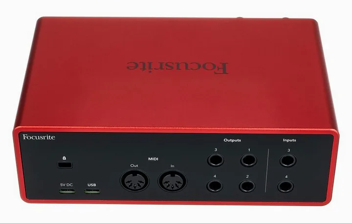 Focusrite Scarlett 4i4 4th Generation, laitteen yläpinta, kuva 4
