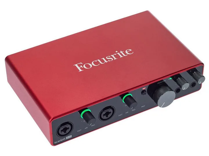 Focusrite Scarlett 8i6 3rd Gen, liitännät takana, kuva 3