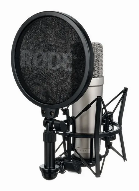 Focusrite Scarlett Solo 3rd NT1 A Bundle, liitännät takana, kuva 2