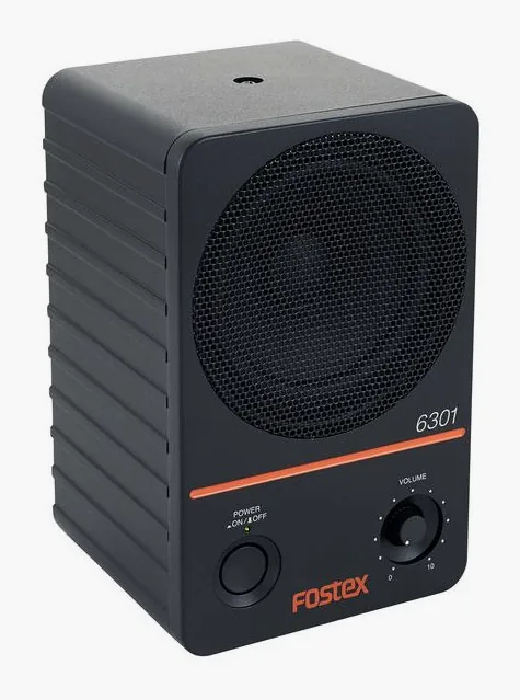Fostex 6301NX, bassorefleksiaukko, kuva 3