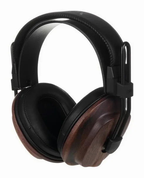 Fostex T60RPmk2CL, johdon liitäntä kupissa, kuva 3