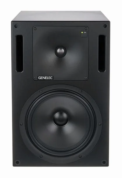 Genelec 1032 CPM, etupaneeli bassoelementteineen, kuva 2