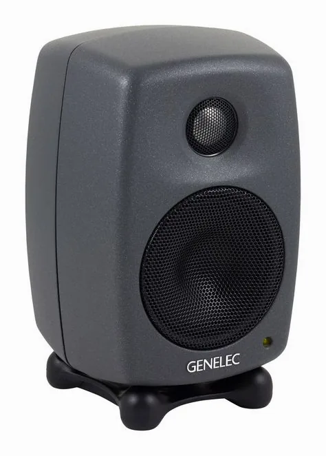 Genelec 8010 AP M-Control Bundle, etupaneeli bassoelementteineen, kuva 4
