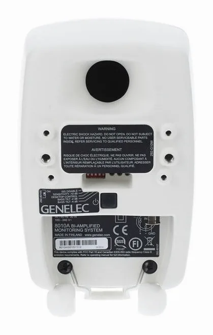 Genelec 8010 AW, takapaneelin säätimet, kuva 4