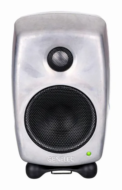 Genelec 8010 RAW, takapaneelin säätimet, kuva 2