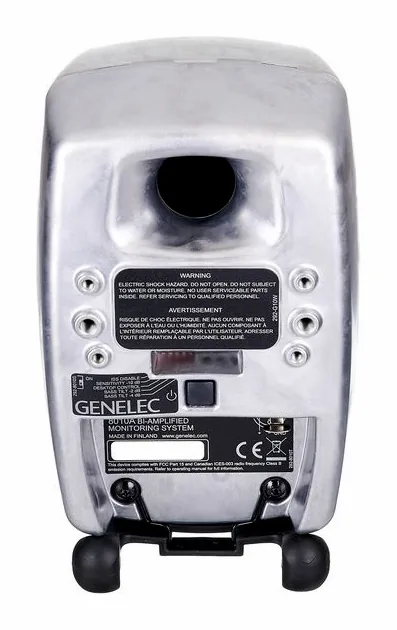 Genelec 8010 RAW, bassorefleksiaukko, kuva 4