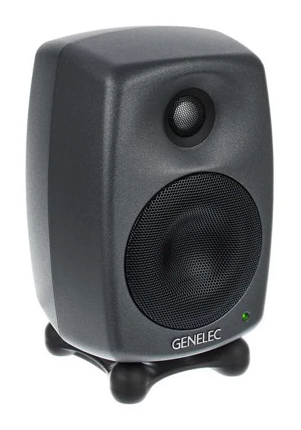 Genelec 8020 DPM, logo ja pinta, kuva 3